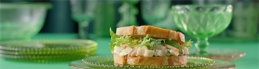 Ultimate Lunch: Egg Salad Sandwich (Último Almuerzo: Sándwich de Ensalada de Huevo)