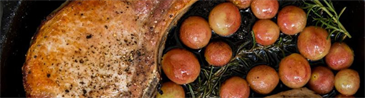 Pork Chops With Chilean Grapes and Rosemary