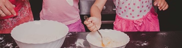 5 Smart Tips for Holiday Cooking with Kids